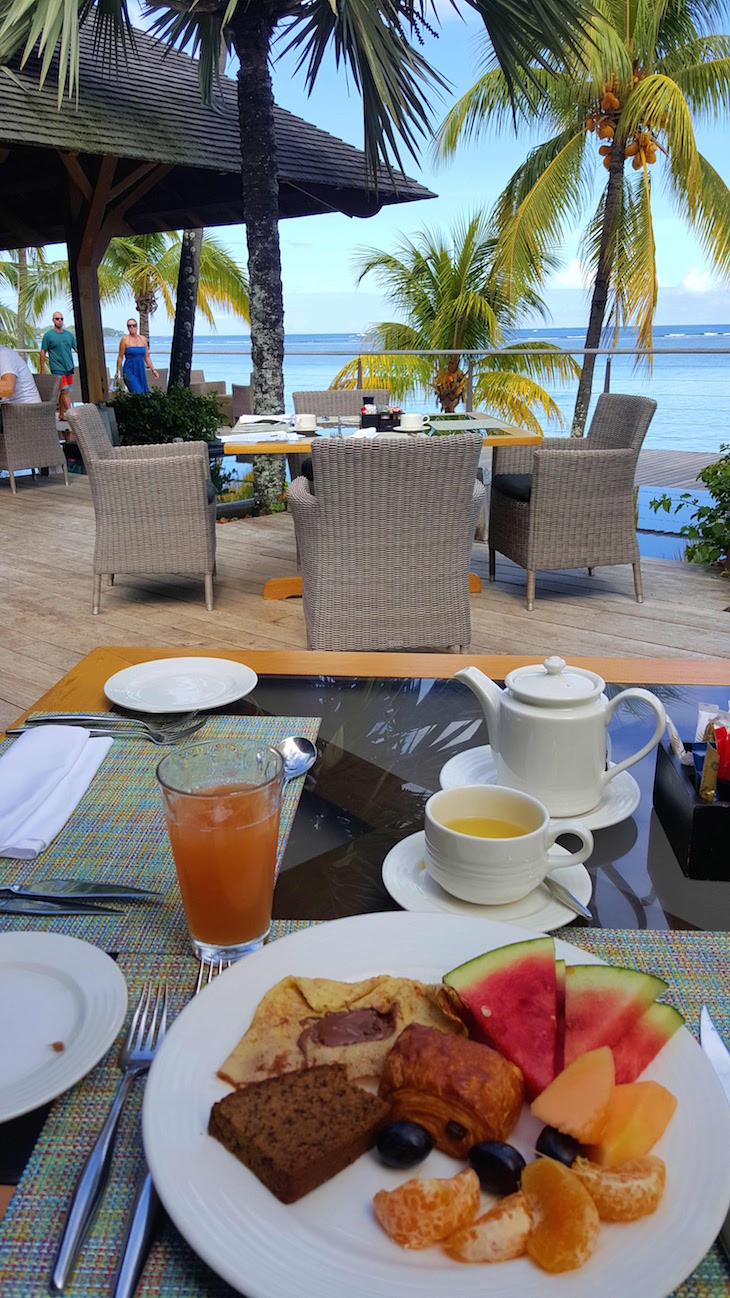 Pequeno-almoço no Trou aux Biches Beachcomber Golf Resort & Spa © Viaje Comigo