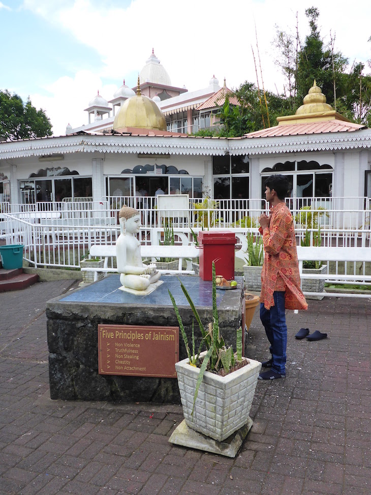 Templo Ganga Talao - Ilhas Mauricias © Viaje Comigo