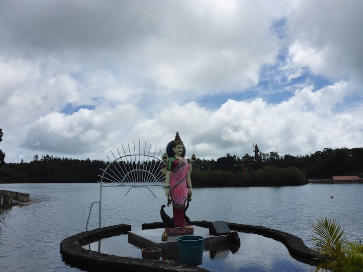 Templo Ganga Talao - Ilhas Mauricias © Viaje Comigo