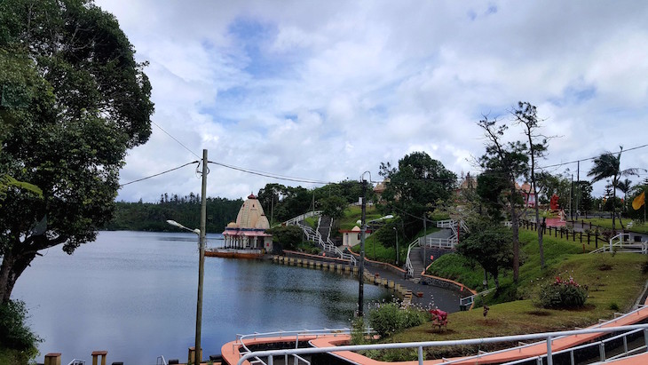 Templo Ganga Talao - Ilhas Mauricias © Viaje Comigo