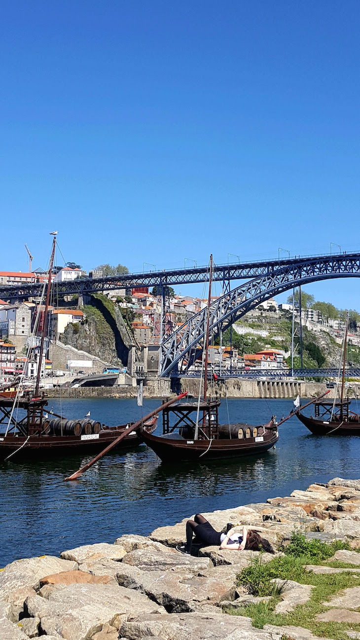 Barcos rabelos - Porto, Portugal © Viaje Comigo