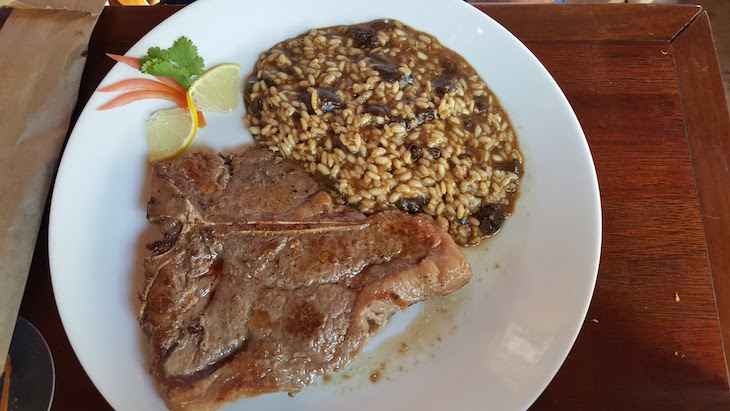 Restaurante Noi - Armação dos Búzios, Brasil © Viaje Comigo