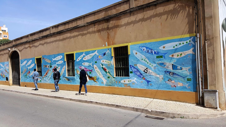 Mural de Sardinhas em Portimão © Viaje Comigo