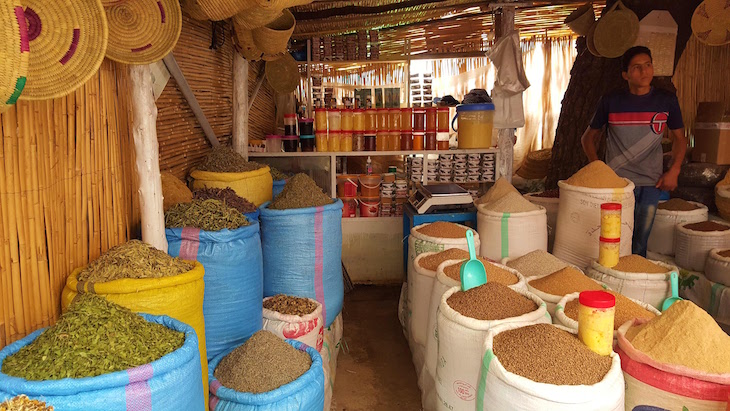 Mercado de Tafoughalt - Berkane - Marrocos © Viaje Comigo