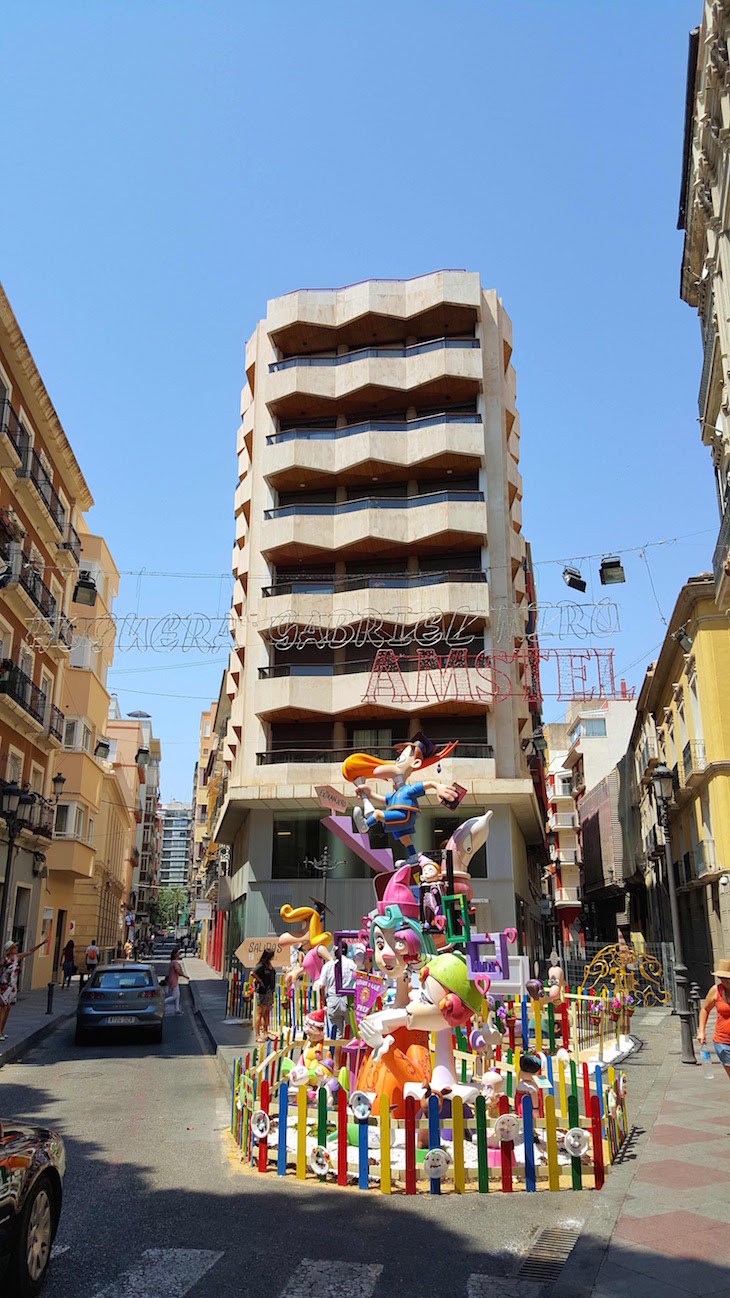 Hogueras de San Juan - Alicante - Espanha © Viaje Comigo