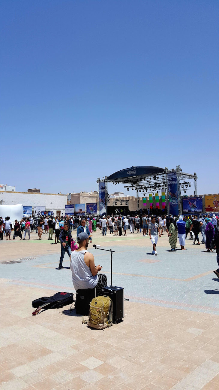 Músicos de rua - Festival Gnaoua 2017 - Essaouira © Viaje Comigo