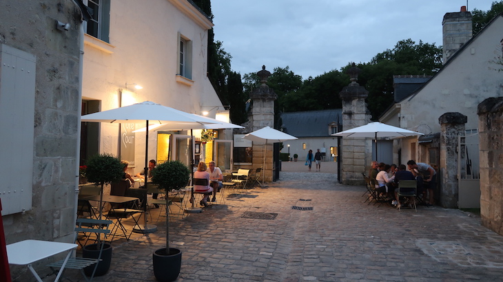 Restaurante Côté Cour, Azay-le-Rideau, França © Viaje Comigo