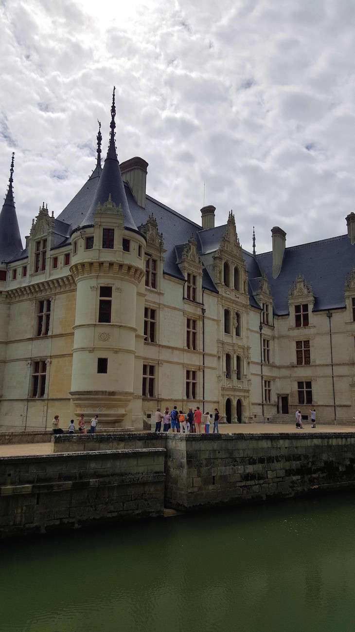 No Château d'Azay-le-Rideau, Vale do Loire, França © Viaje Comigo