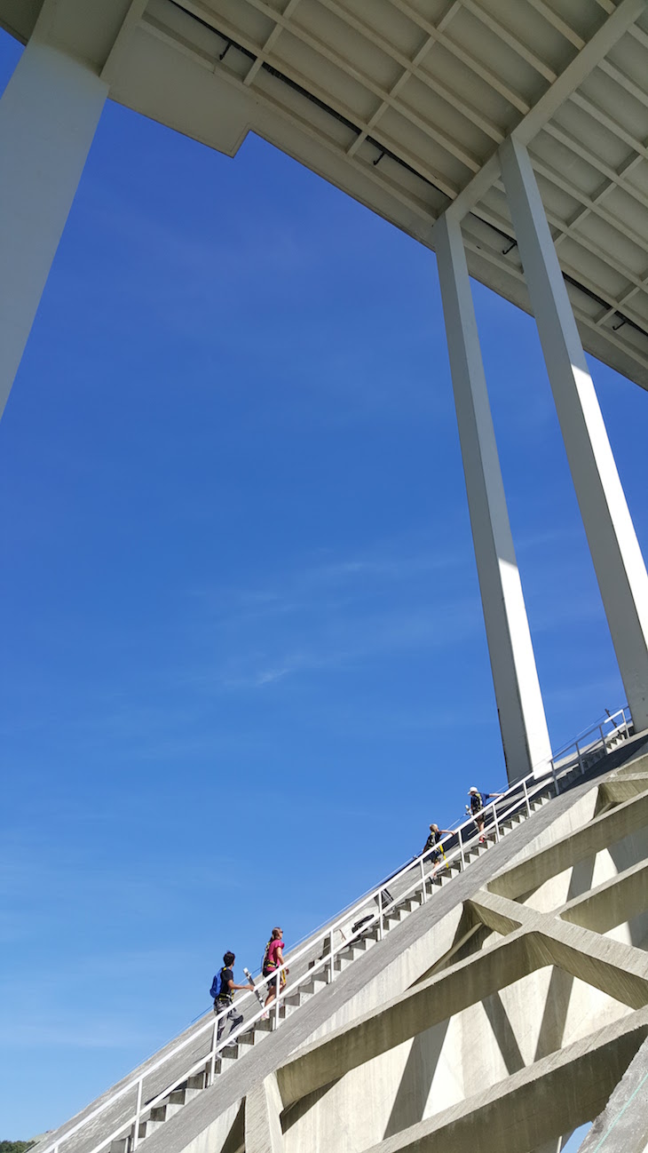 Subir à ponte da Arrábida com o Porto Bridge Climb © Viaje Comigo