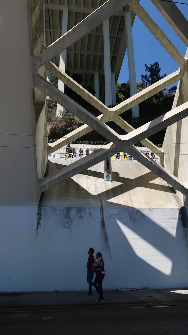 Subir à ponte da Arrábida com o Porto Bridge Climb © Viaje Comigo