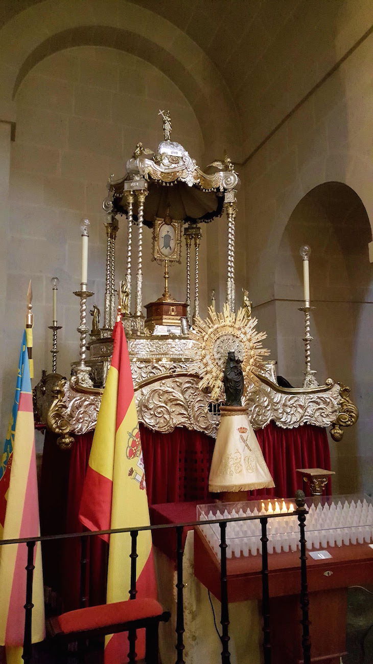 Catedral San Nicolás de Bari, Alicante, Espanha © Viaje Comigo