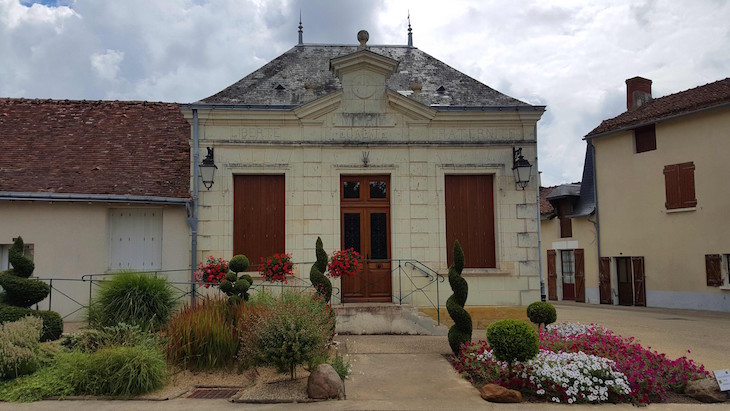 Mairie de Lémeré - França © Viaje Comigo