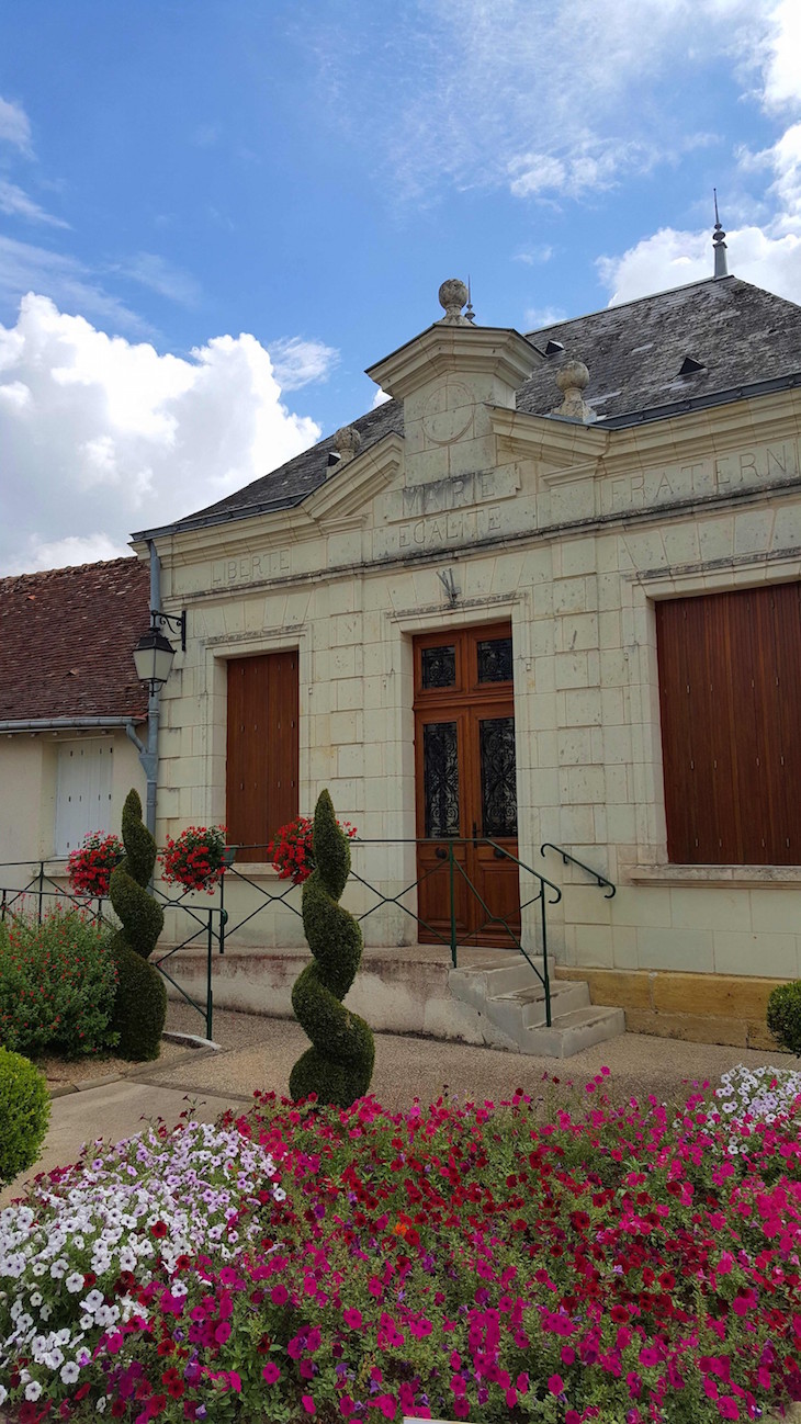 Mairie de Lémeré - França © Viaje Comigo