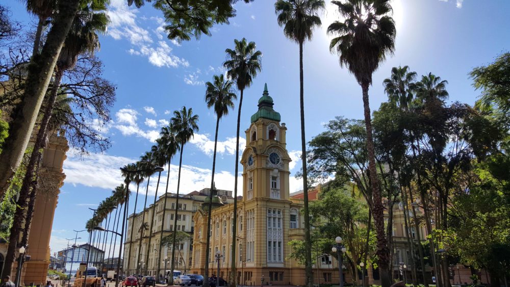 Museu POA - Porto Alegre - Brasil © Viaje Comigo