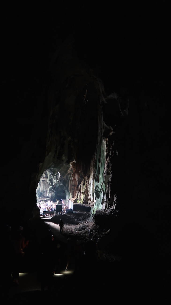 Dark Cave  - Malásia © Viaje Comigo