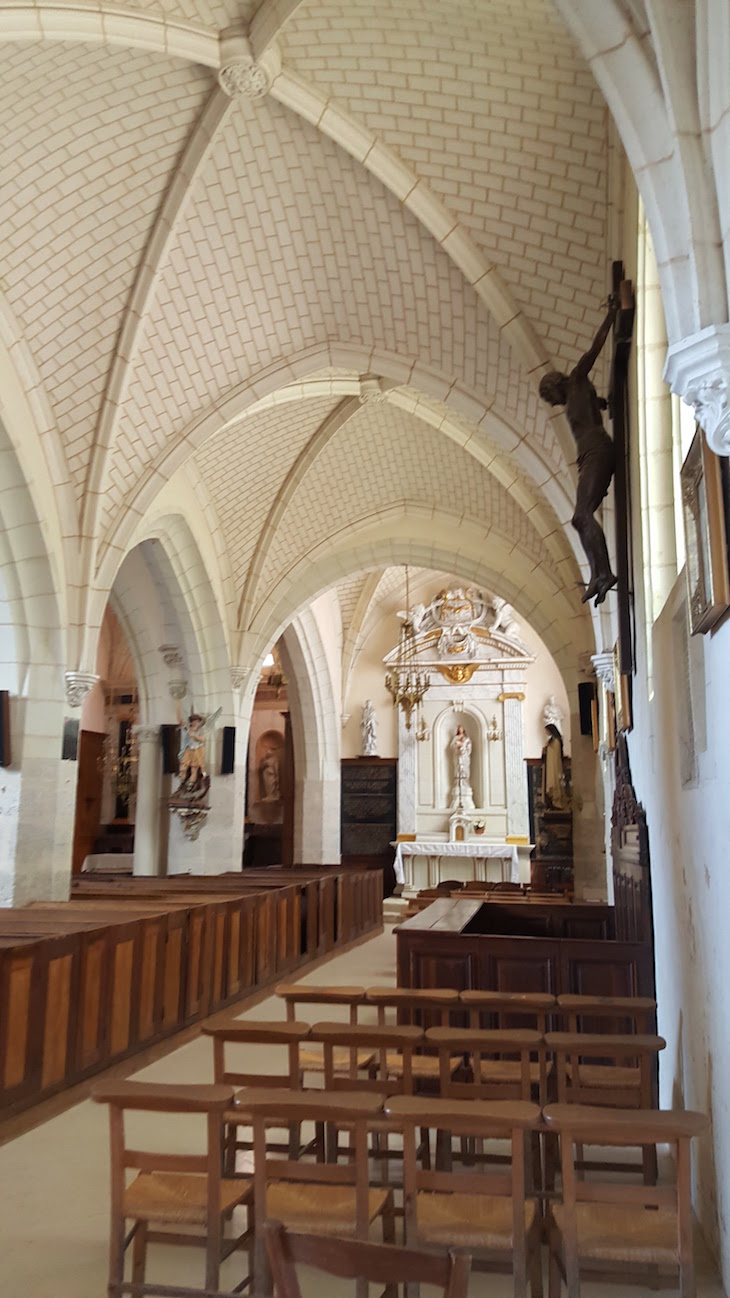 Igreja de Saint Etienne, Cheverny, Vale do Loire, © Viaje Comigo