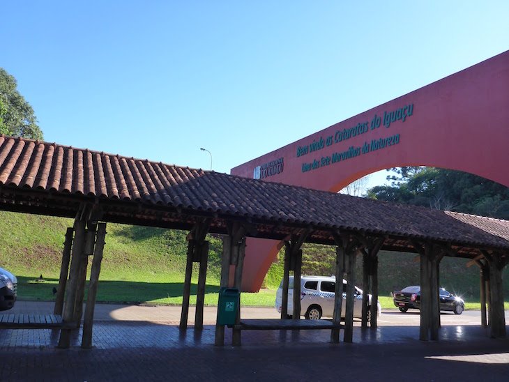 Entrada do Parque das Cataratas do Iguaçu - Brasil © Viaje Comigo