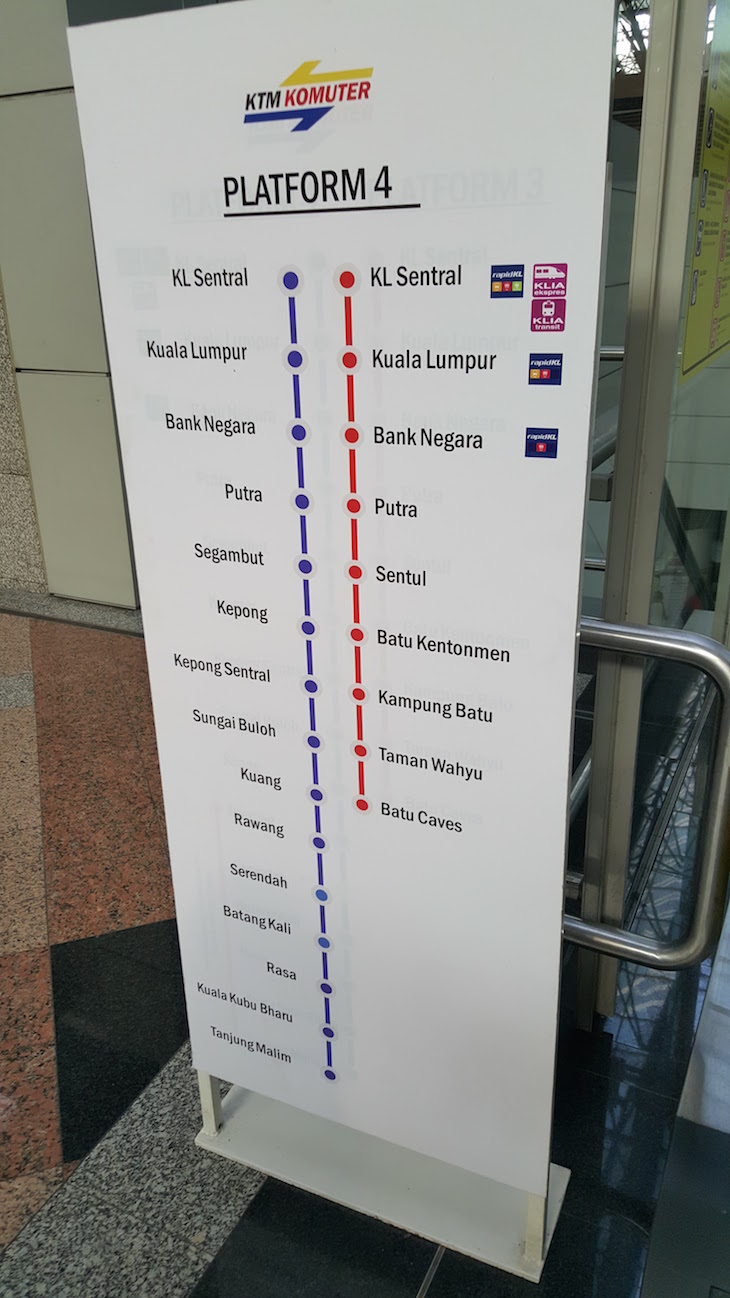 Metro para Batu Caves - Malásia © Viaje Comigo