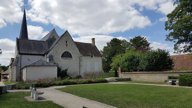 Igreja de Saint Etienne, Cheverny, Vale do Loire, © Viaje Comigo