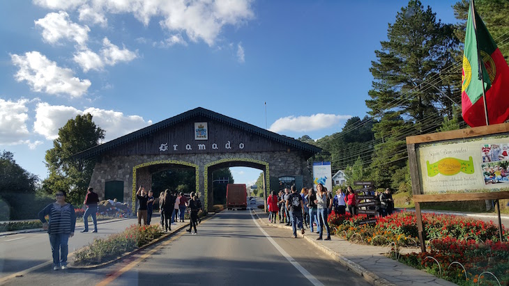 Pórtico de Gramado - Rio Grande do Sul - Brasil © Viaje Comigo