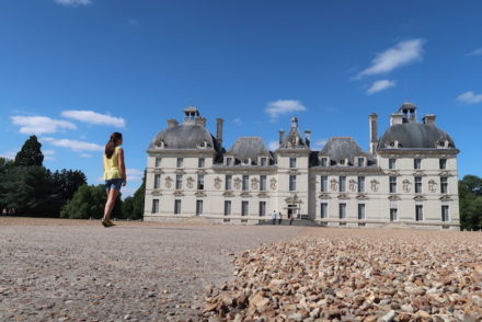 Eu e o Château de Cheverny - Vale do Loire - França © Viaje Comigo