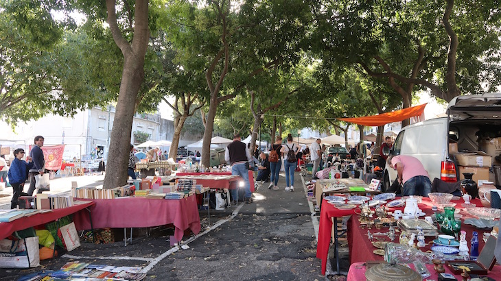 Feira da Ladra, Lisboa, Portugal © Viaje Comigo