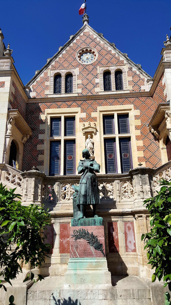 Hôtel Groslot, Orleães, França © Viaje Comigo