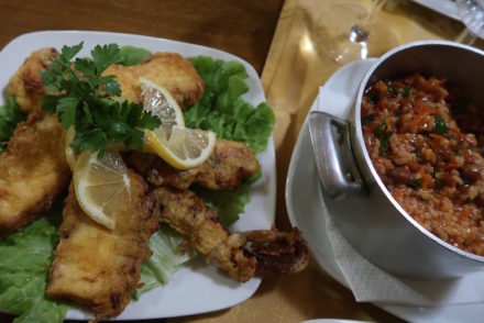 Arroz de feijão e filetes de polvo - Tasquinha da Portela - Melgaco - Portugal © Viaje Comigo