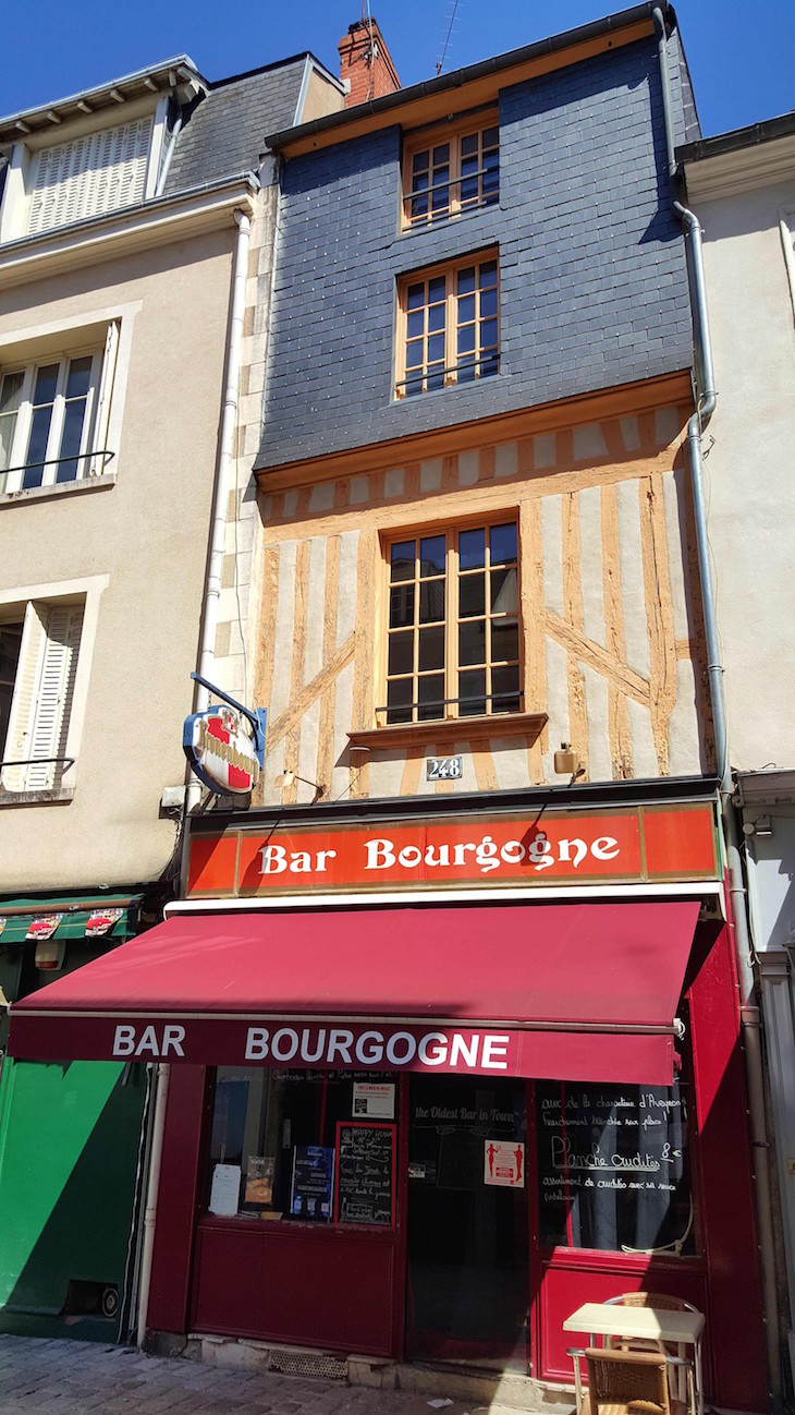 Cidade de Orleães, Vale do Loire, França © Viaje Comigo