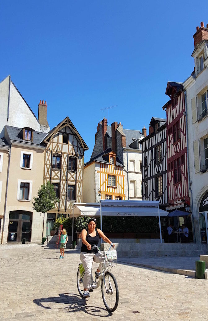 Cidade de Orleães, Vale do Loire, França © Viaje Comigo