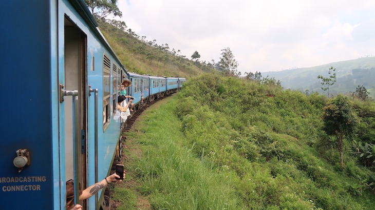 Viagem de comboio no Sri Lanka © Viaje Comigo