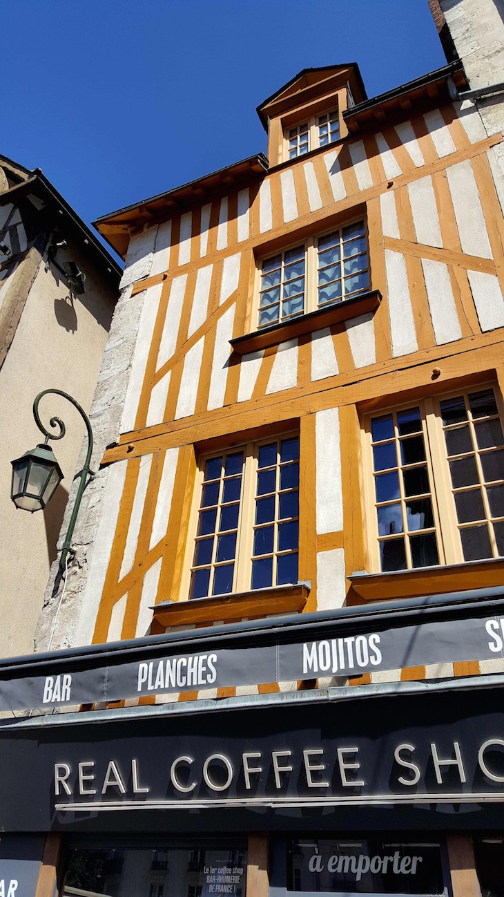 Cidade de Orleães, Vale do Loire, França © Viaje Comigo