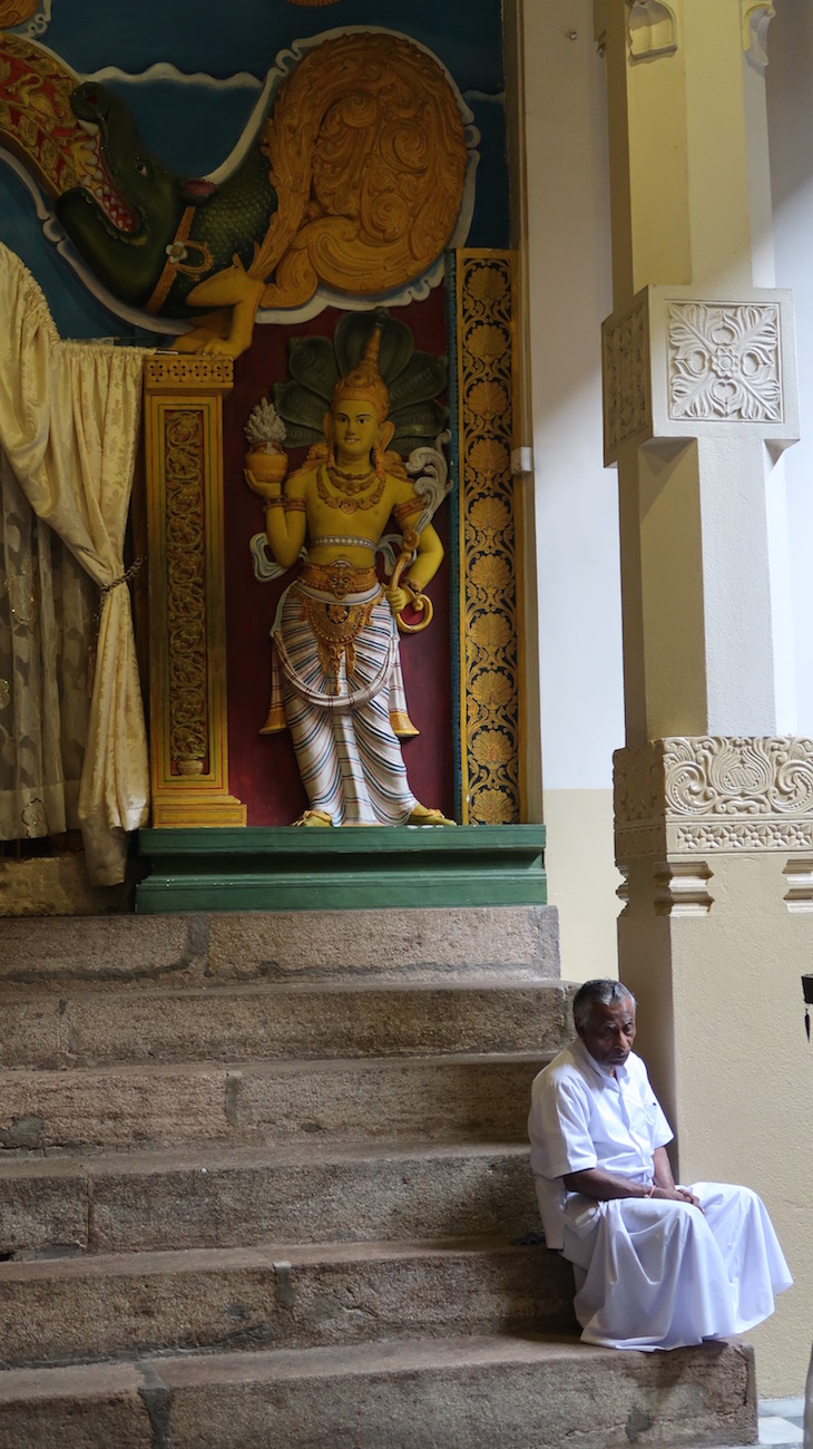 Templo da Relíquia do Dente Sagrado, Kandy, Sri Lanka © Viaje Comigo