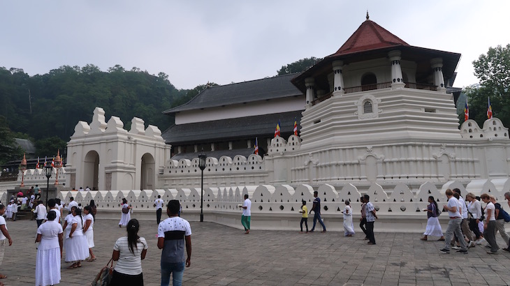 Resultado de imagem para Templo do dente