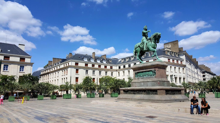 Cidade de Orleães, Vale do Loire, França © Viaje Comigo