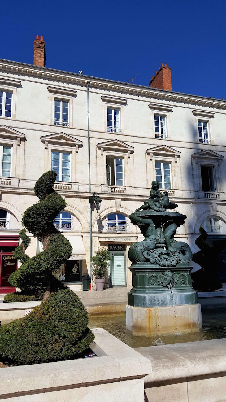 Cidade de Orleães, Vale do Loire, França © Viaje Comigo