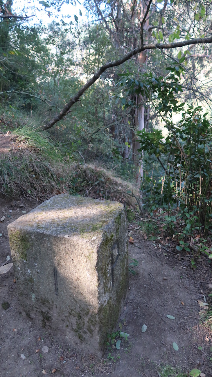 Marco nº1 - Caminhada por Cevide - Portugal © Viaje Comigo