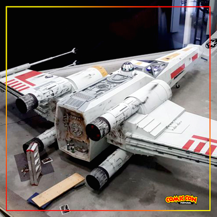 Nave T-65 X-WING - Star Wars © DR