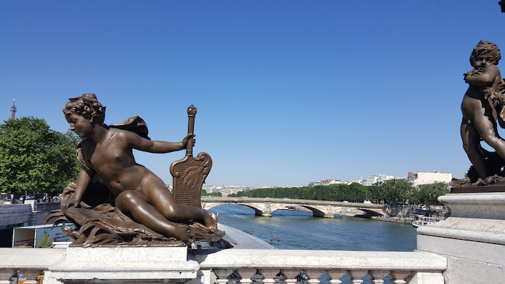 Ponte Alexandre III, Paris, França © Viaje Comigo
