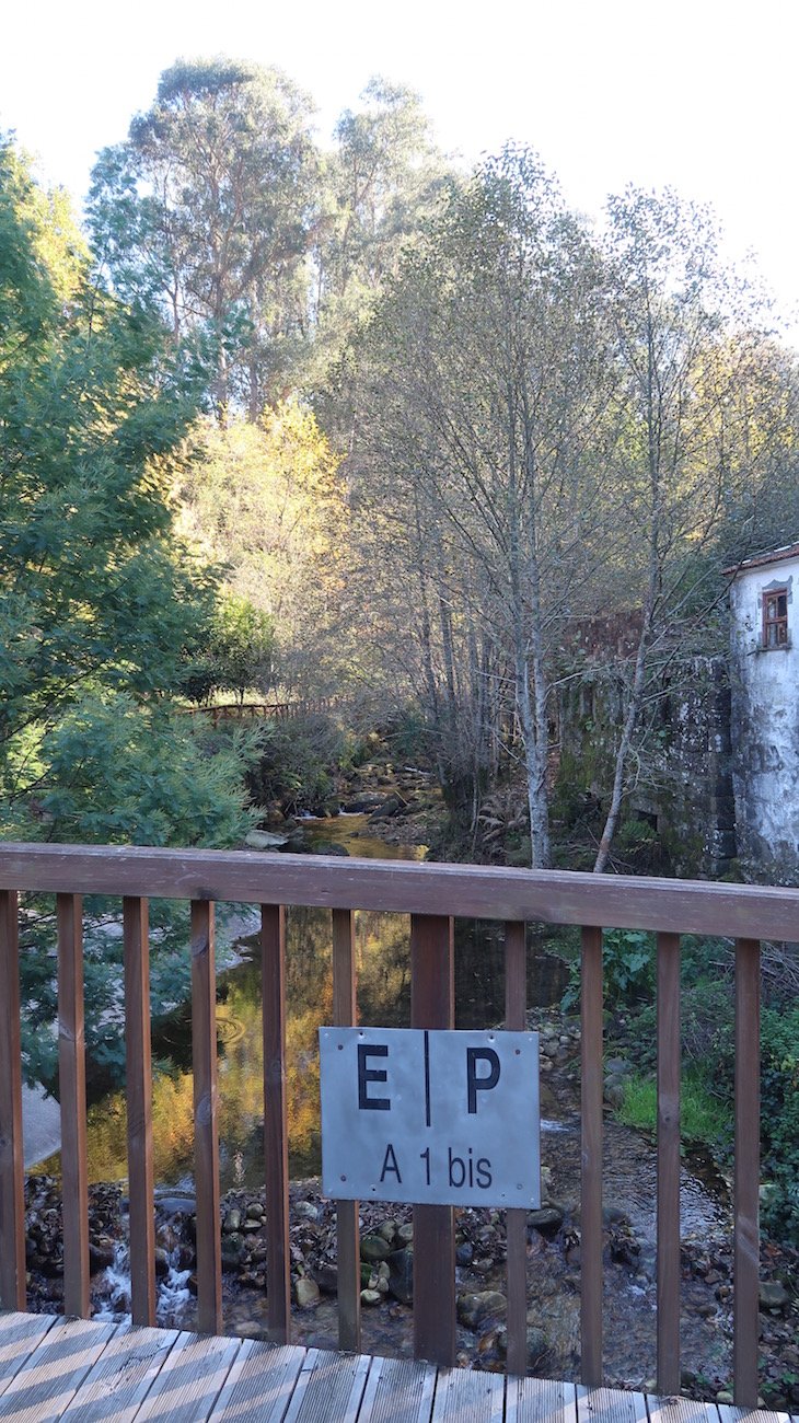 Ponte entre Portugal e Espanha - Caminhada em Cevide - Portugal © Viaje Comigo