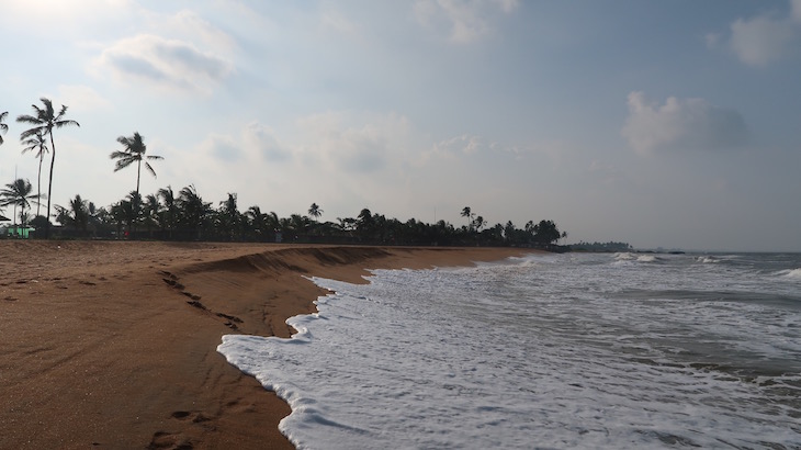 Na praia do Club Hotel Dolphin - Sri Lanka © Viaje Comigo