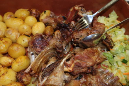 Cabrito no Restaurante Coelho - Amarante © Viaje Comigo