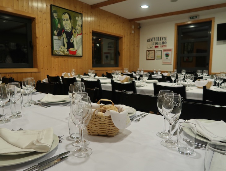 Sala do Restaurante Coelho - Amarante © Viaje Comigo