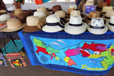 Toalha e chapéus do Panamá © Viaje Comigo