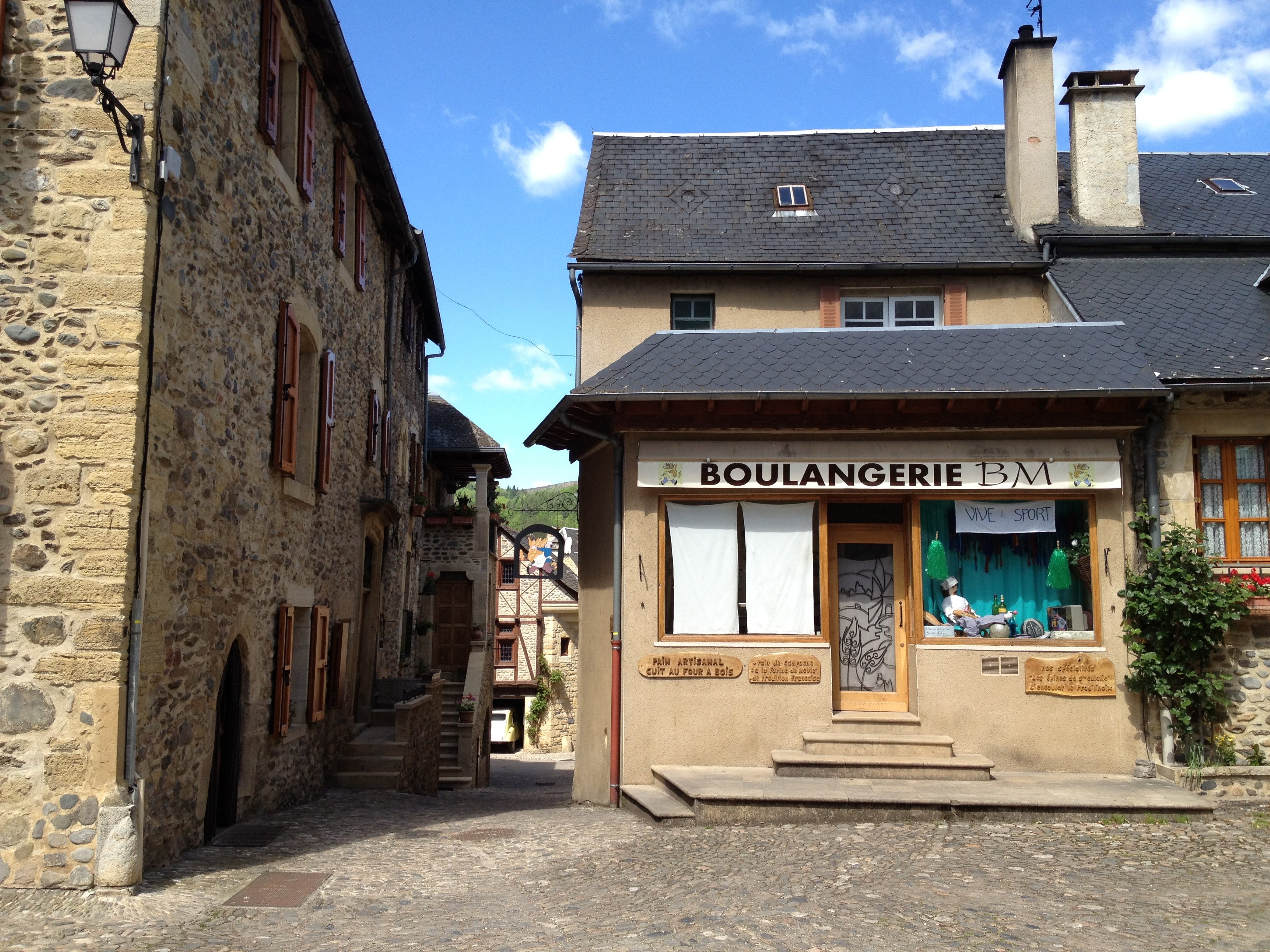 Sainte Eulalie d’Olt - Aveyron - França © Viaje Comigo