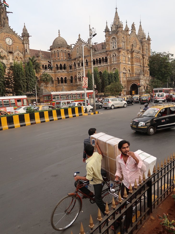 Estação Chhatrapati Shivaj - Victoria Terminus - Bombaim - Índia © Viaje Comigo