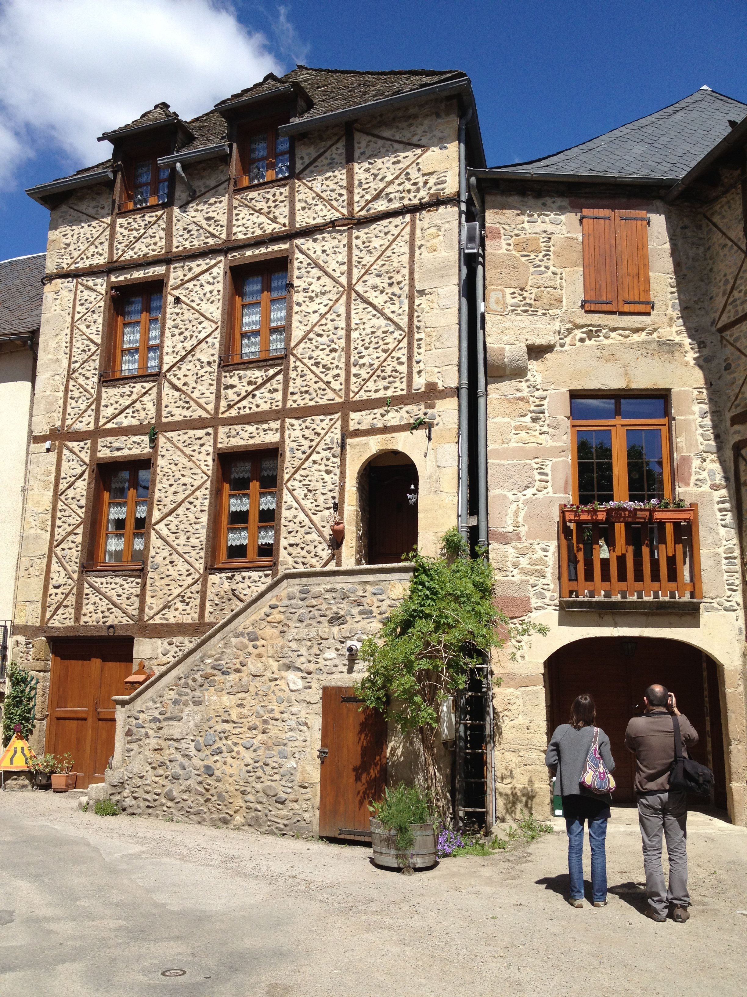 Sainte Eulalie d’Olt - Aveyron - França © Viaje Comigo