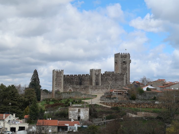 Castelo do Sabugal - Portugal © Viaje Comigo