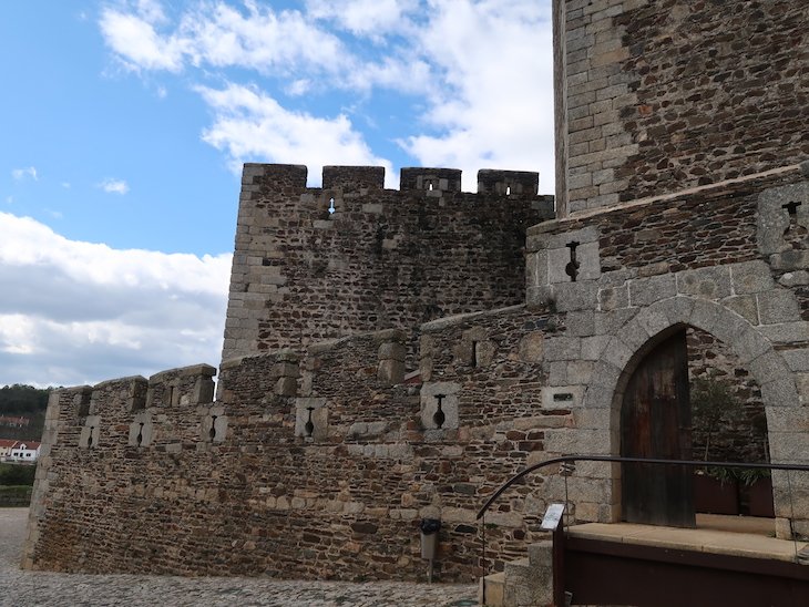 Castelo de Sabugal - Portugal © Viaje Comigo