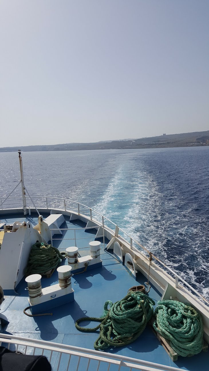 No ferry para Gozo - Malta © Viaje Comigo